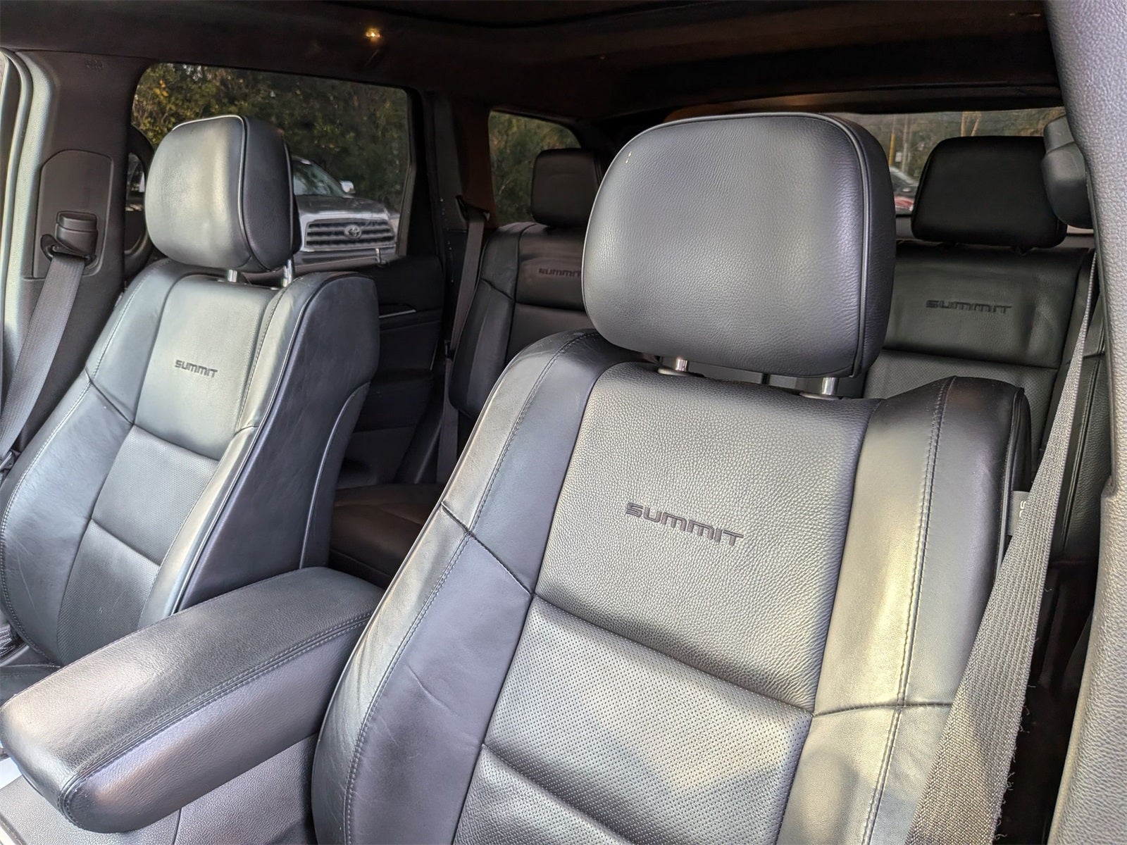 2016 Jeep Grand Cherokee Summit