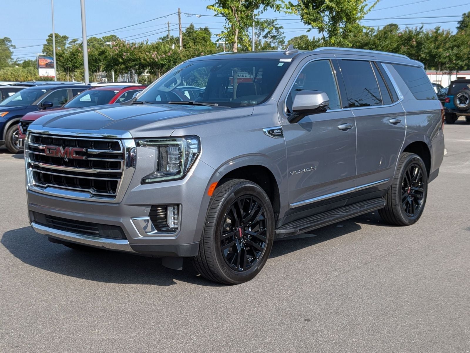2022 GMC Yukon SLT