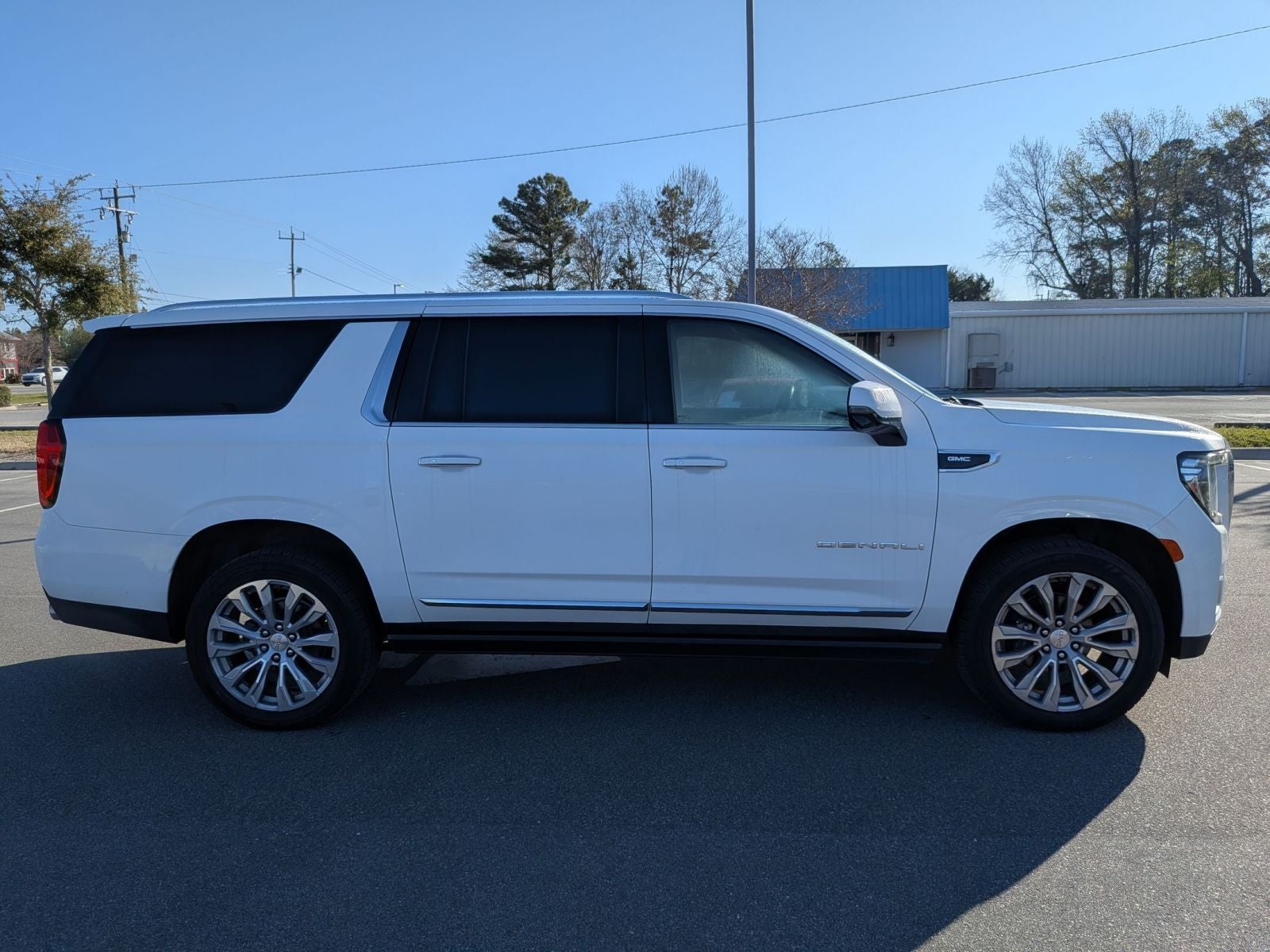 2023 GMC Yukon XL Denali