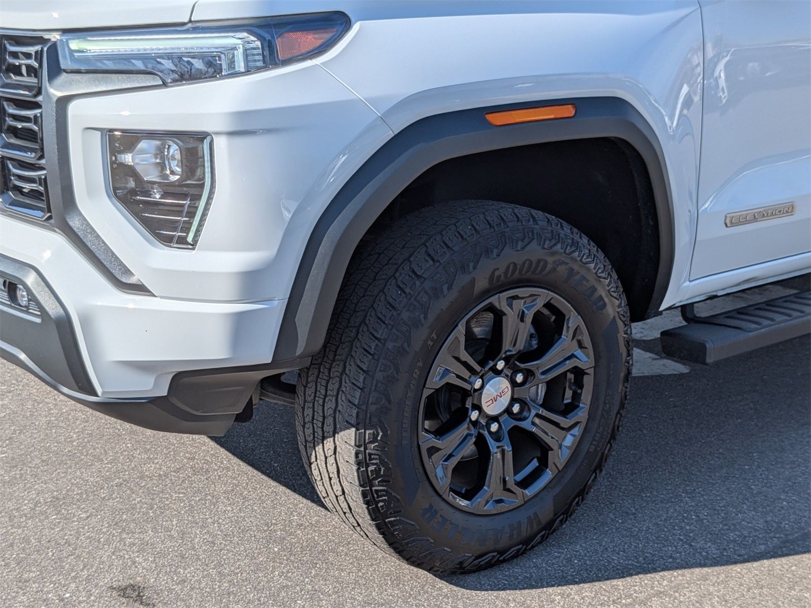 2024 GMC Canyon Elevation