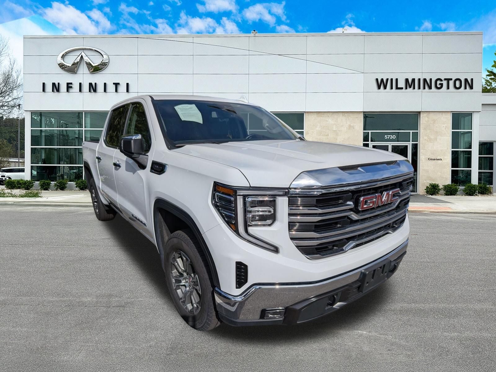 2025 GMC Sierra 1500 SLT