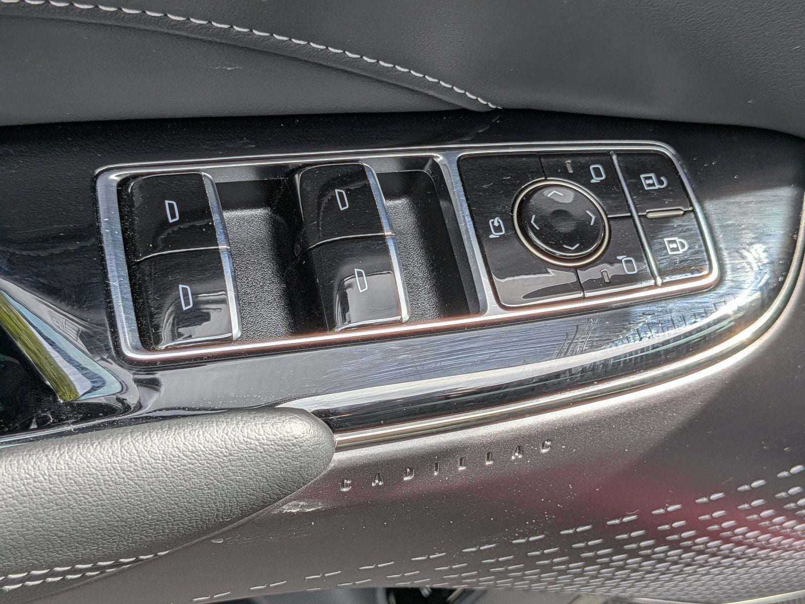 2024 Cadillac LYRIQ Tech