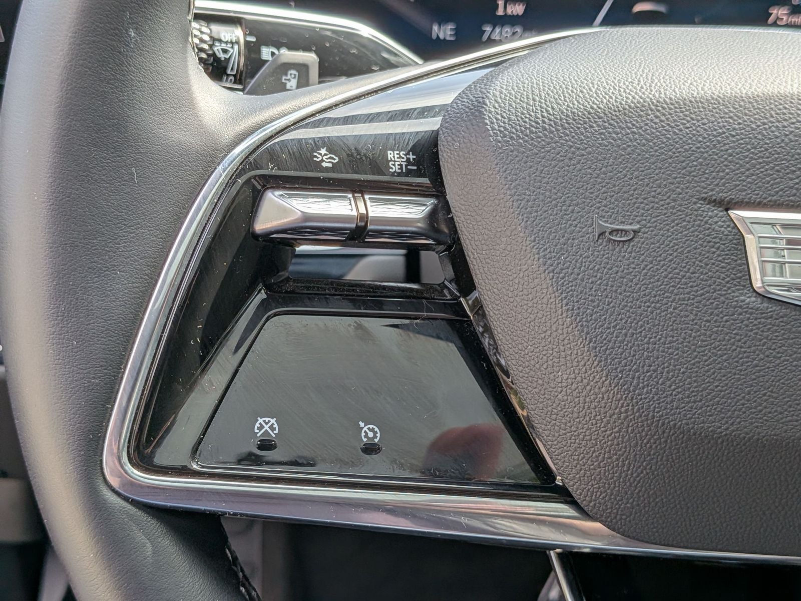2024 Cadillac LYRIQ Tech