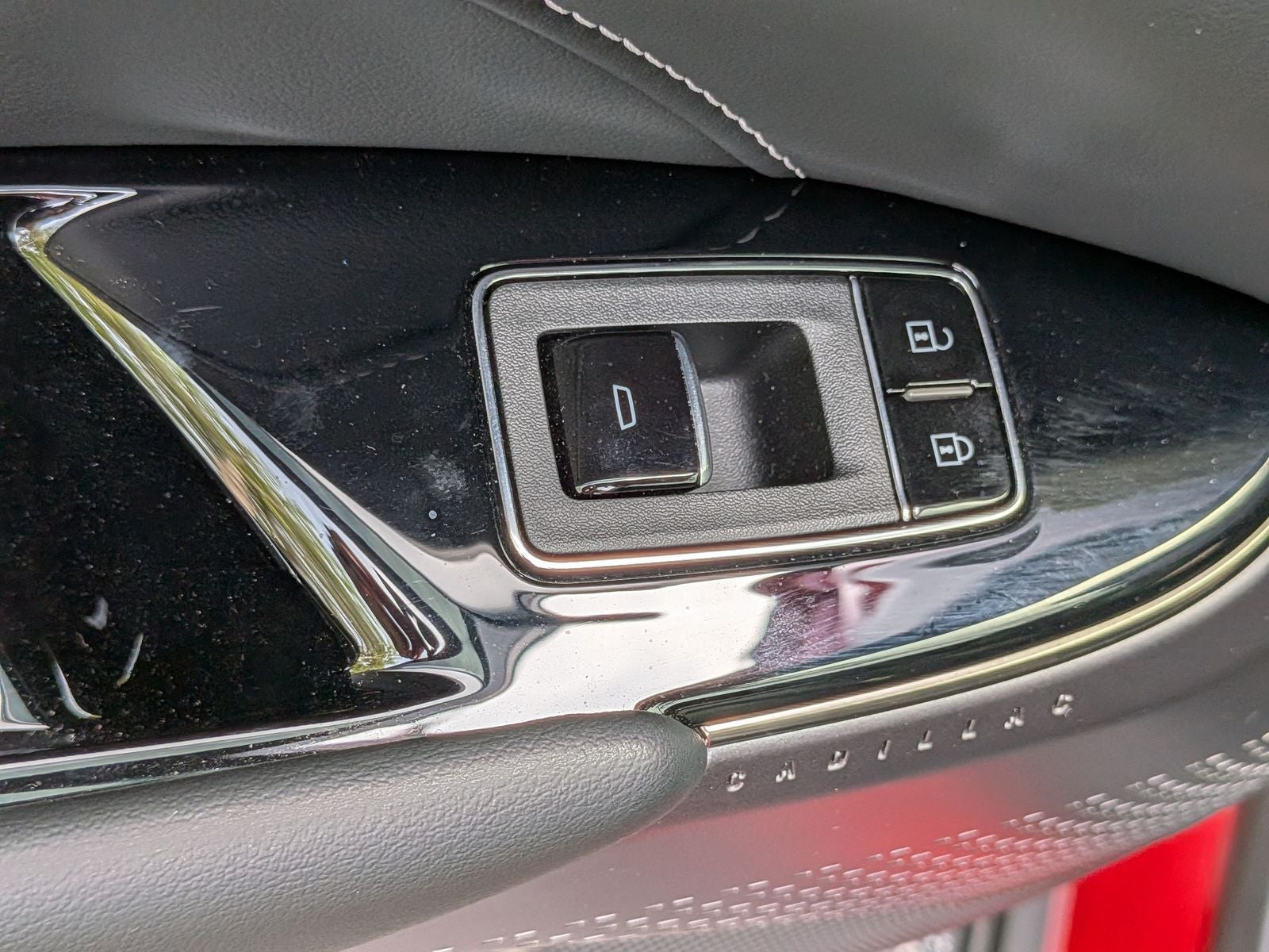 2024 Cadillac LYRIQ Tech
