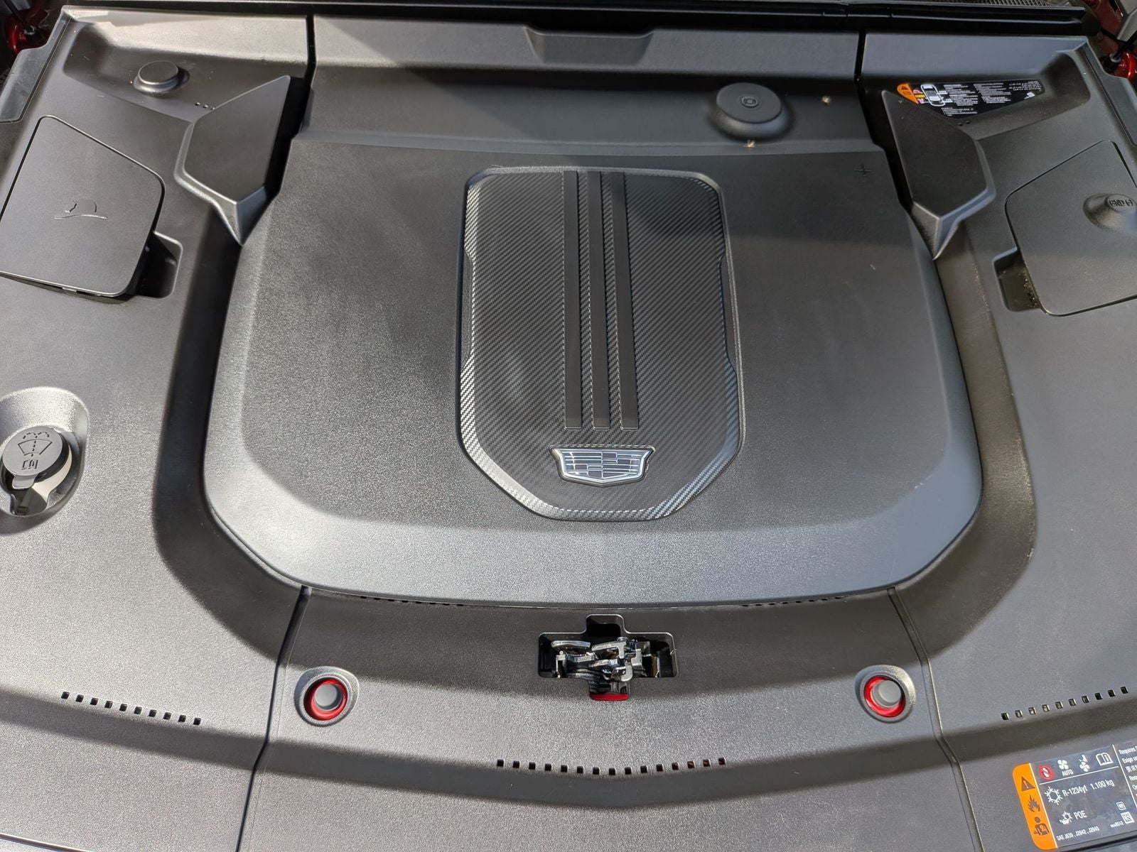 2024 Cadillac LYRIQ Tech