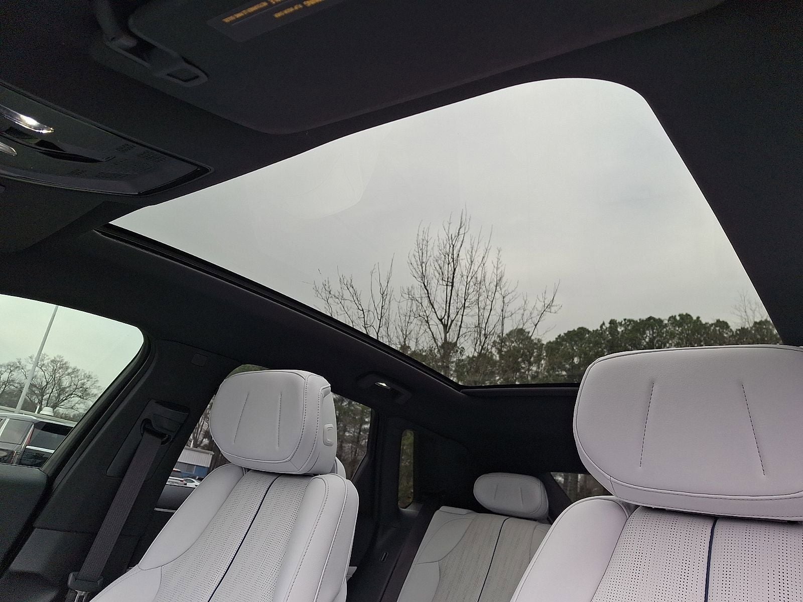 2024 Cadillac LYRIQ Luxury