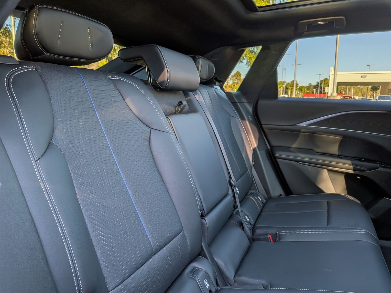 2024 Cadillac LYRIQ Sport