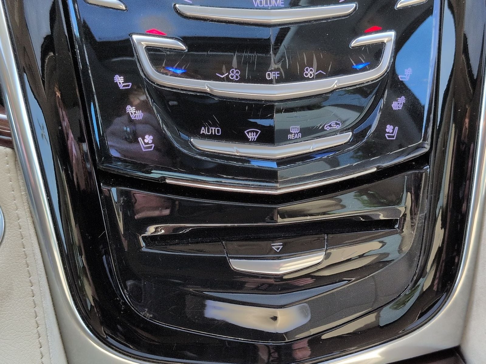 2015 Cadillac Escalade Luxury