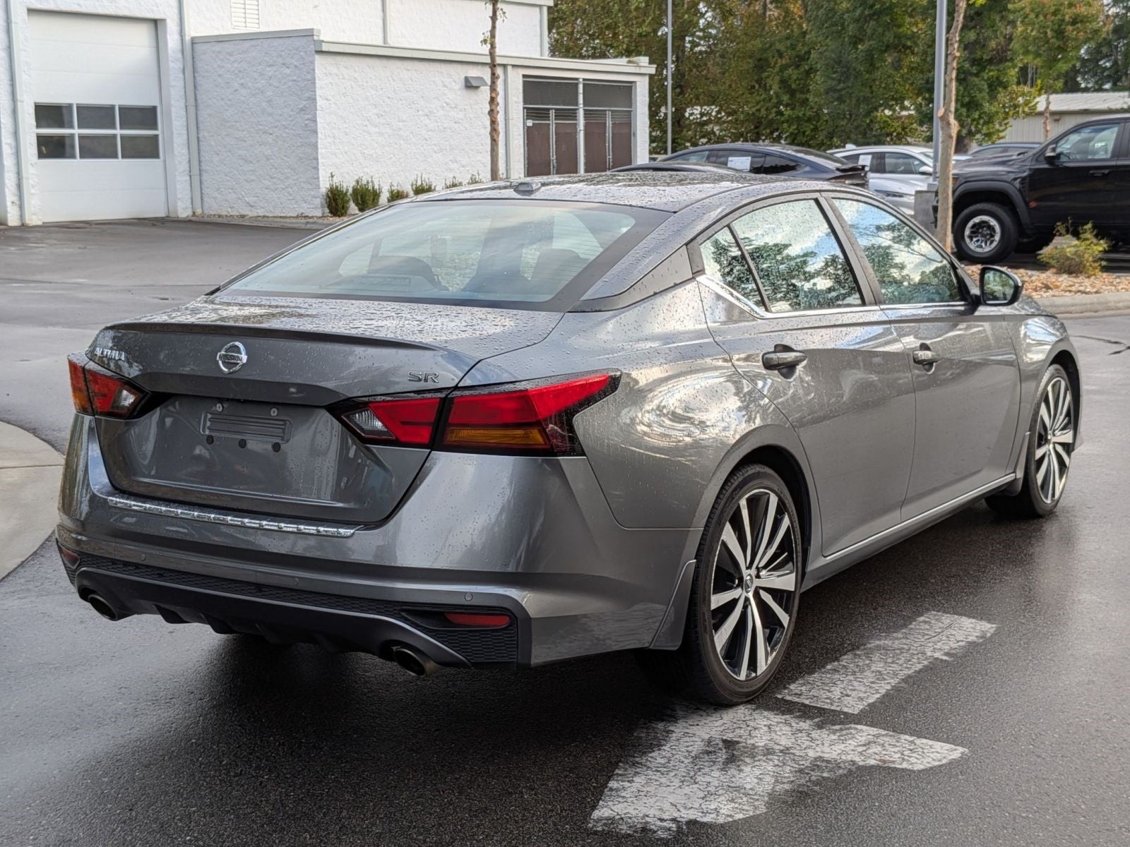 2022 Nissan Altima 2.5 SR