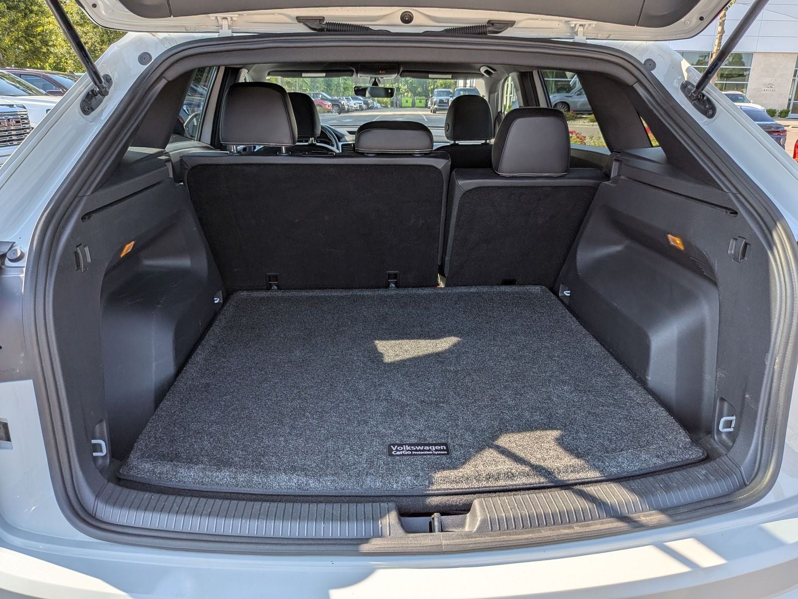 2022 Volkswagen Atlas Cross Sport 3.6L V6 SE w/Technology
