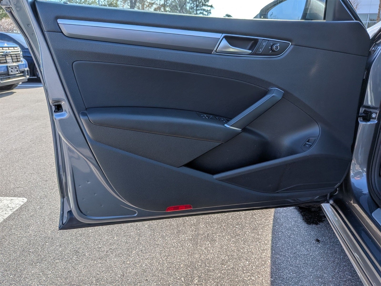 2017 Volkswagen Passat 1.8T R-Line