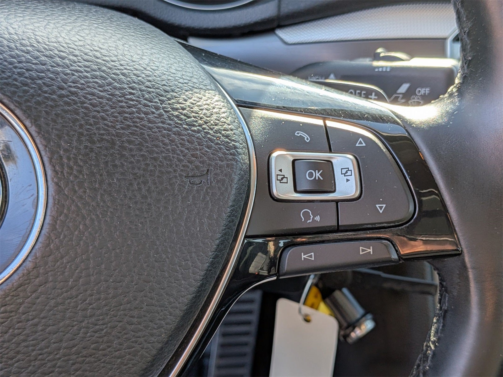 2017 Volkswagen Passat 1.8T R-Line