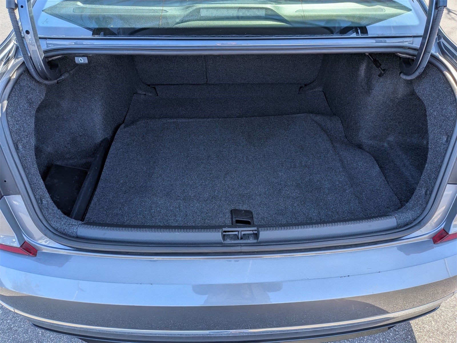 2017 Volkswagen Passat 1.8T R-Line