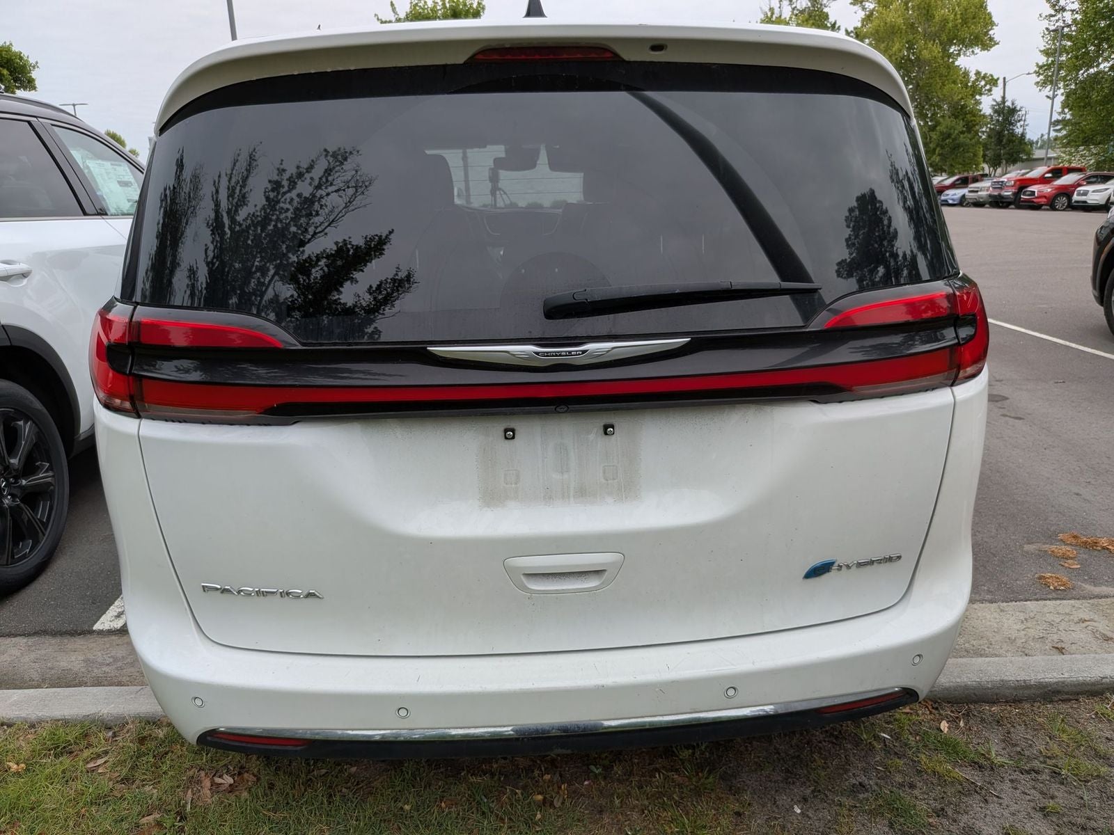 2023 Chrysler Pacifica Hybrid Touring L
