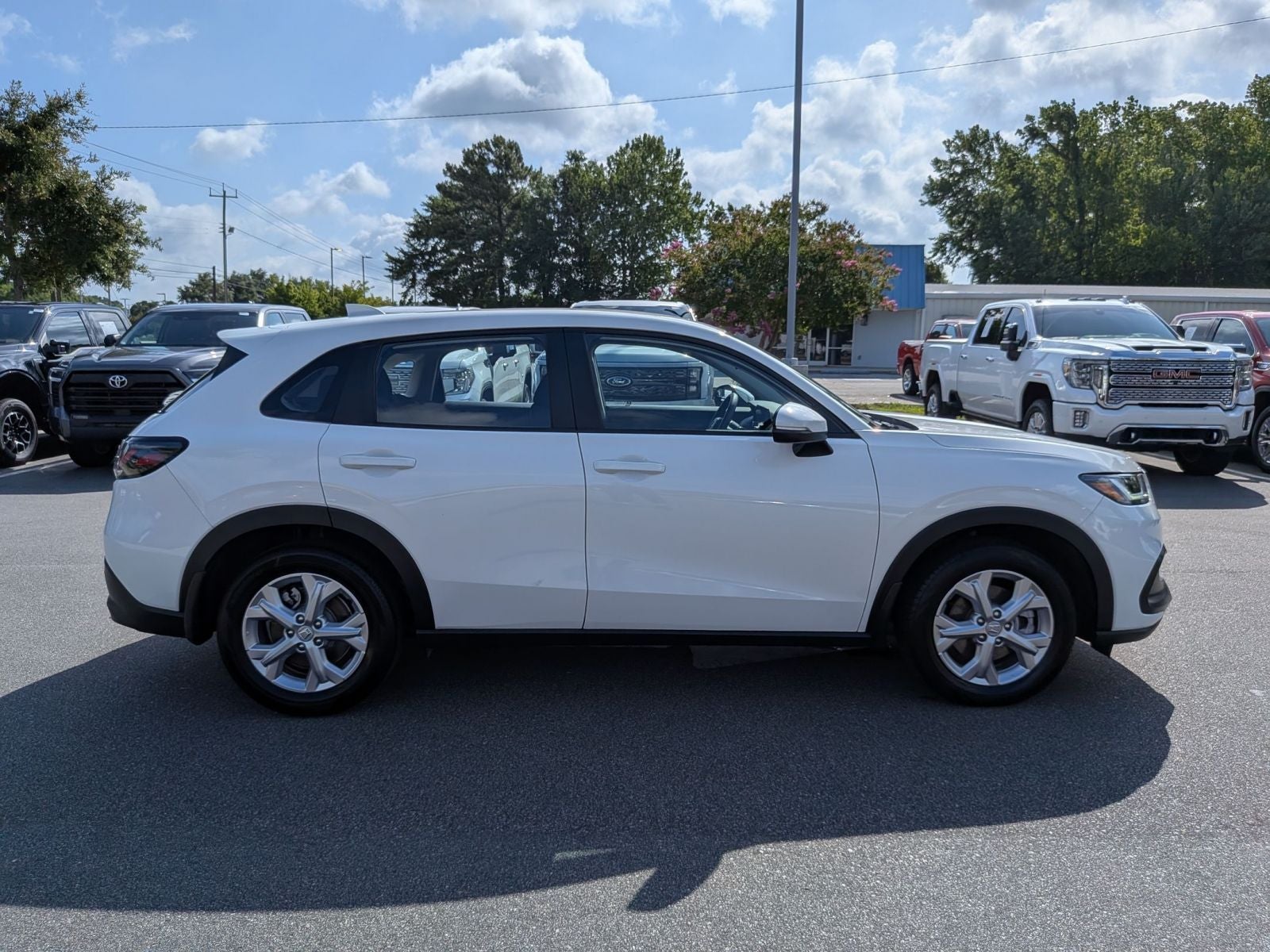 2025 Honda HR-V LX