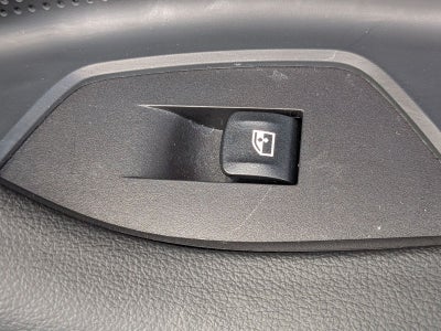 2025 BMW 2 Series 230i xDrive