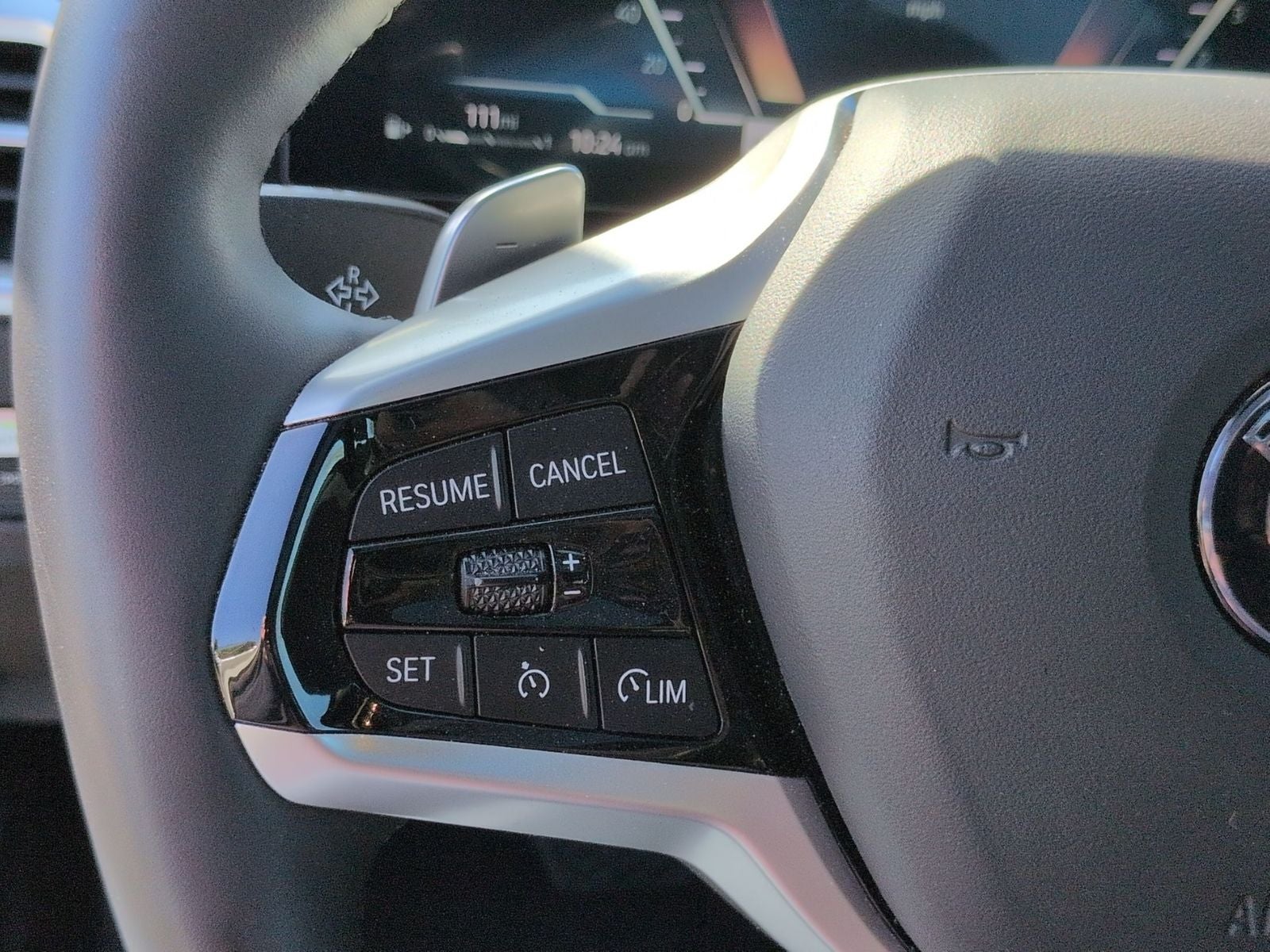 2025 BMW 3 Series 330i