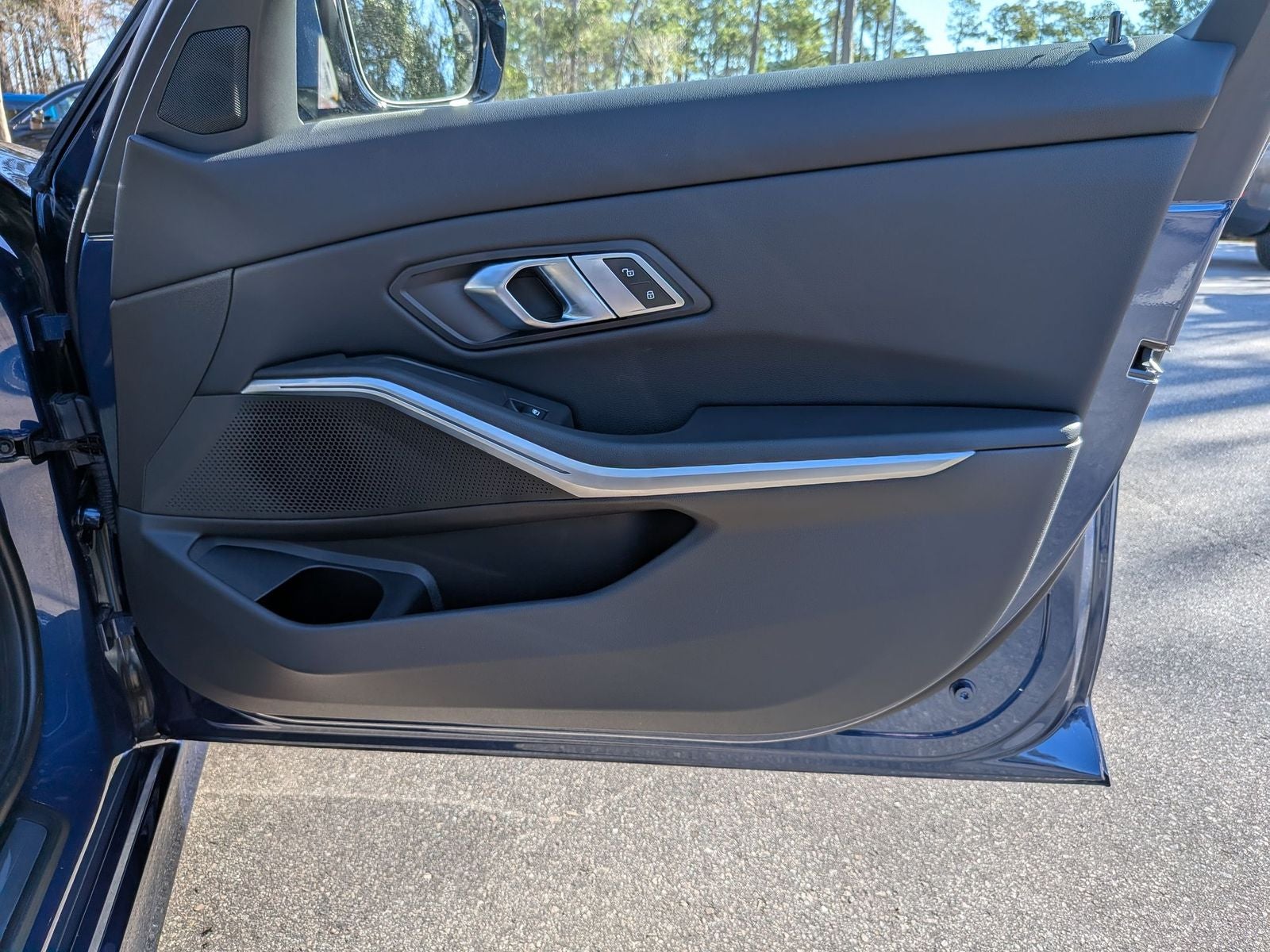 2023 BMW 3 Series 330i