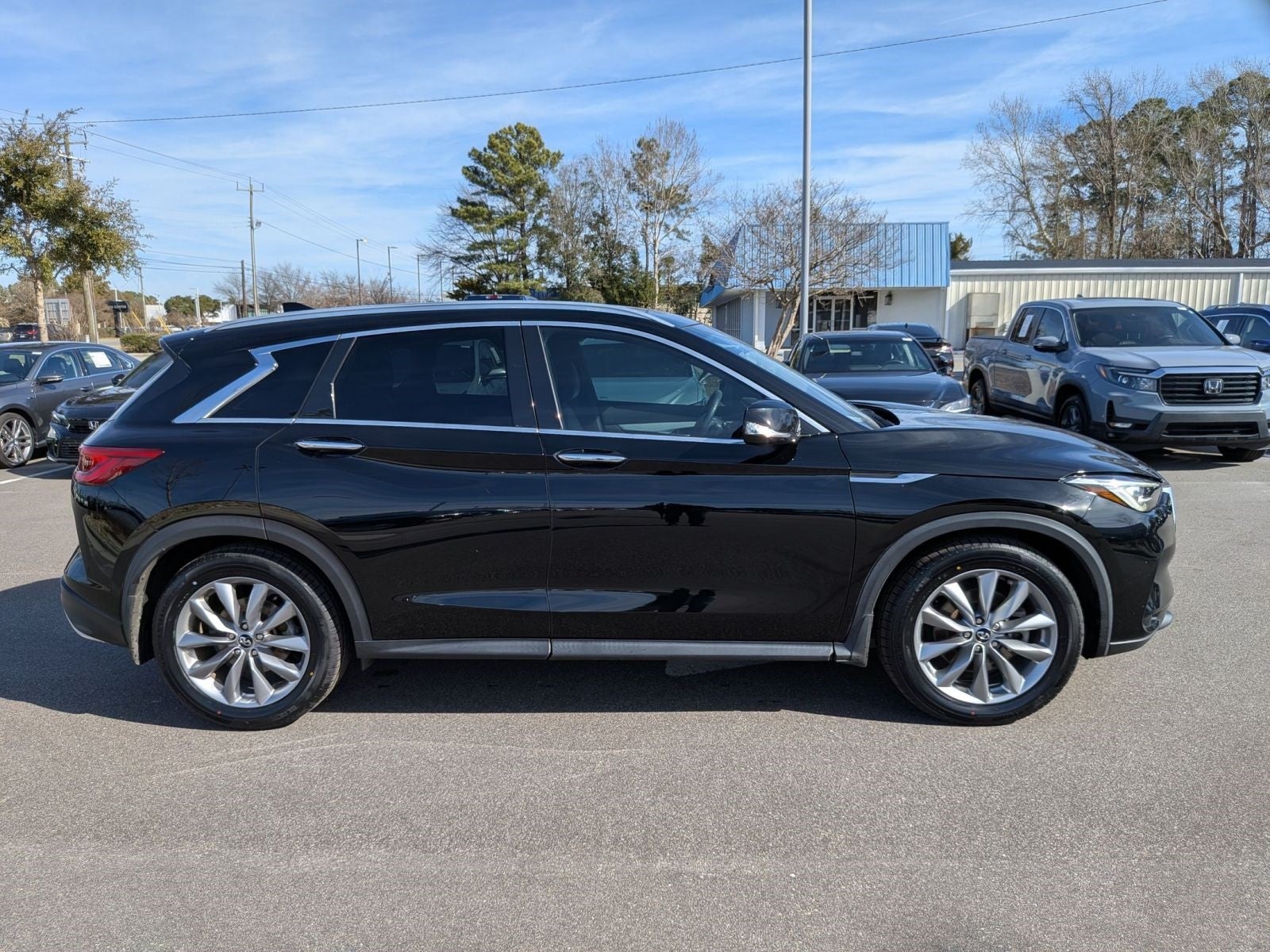 2019 INFINITI QX50 ESSENTIAL