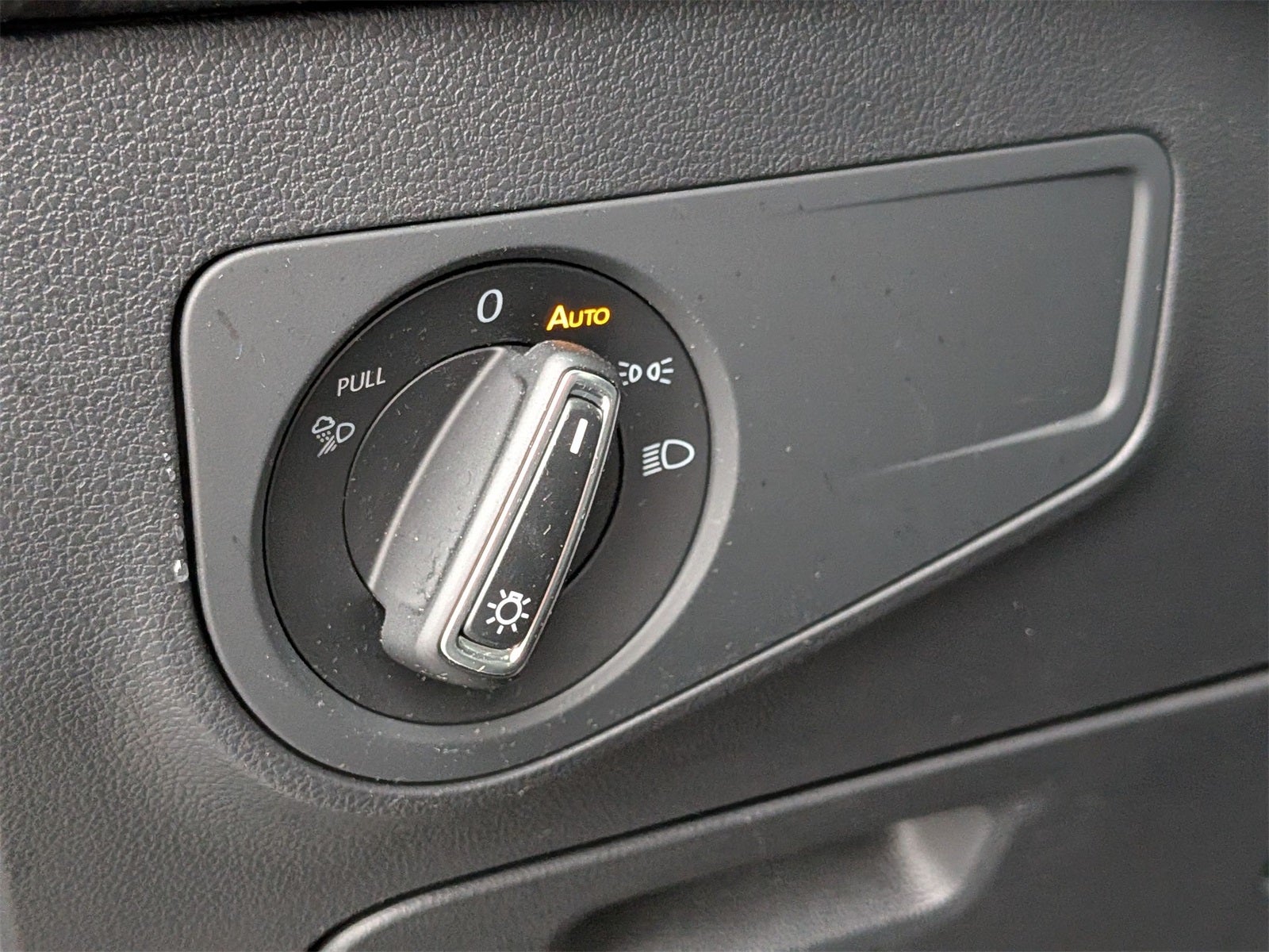 2022 Volkswagen Tiguan 2.0T SEL R-Line