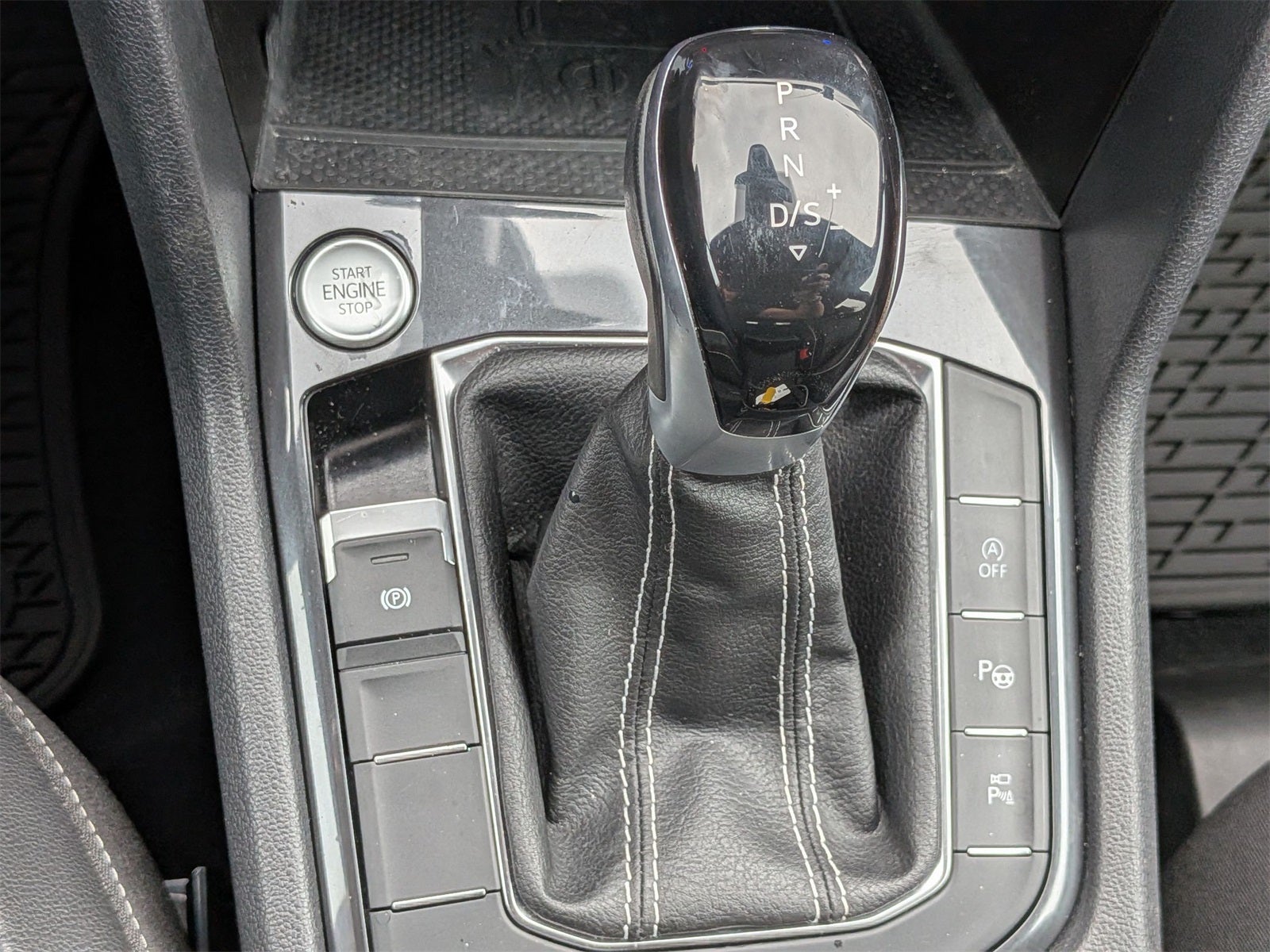 2022 Volkswagen Tiguan 2.0T SEL R-Line