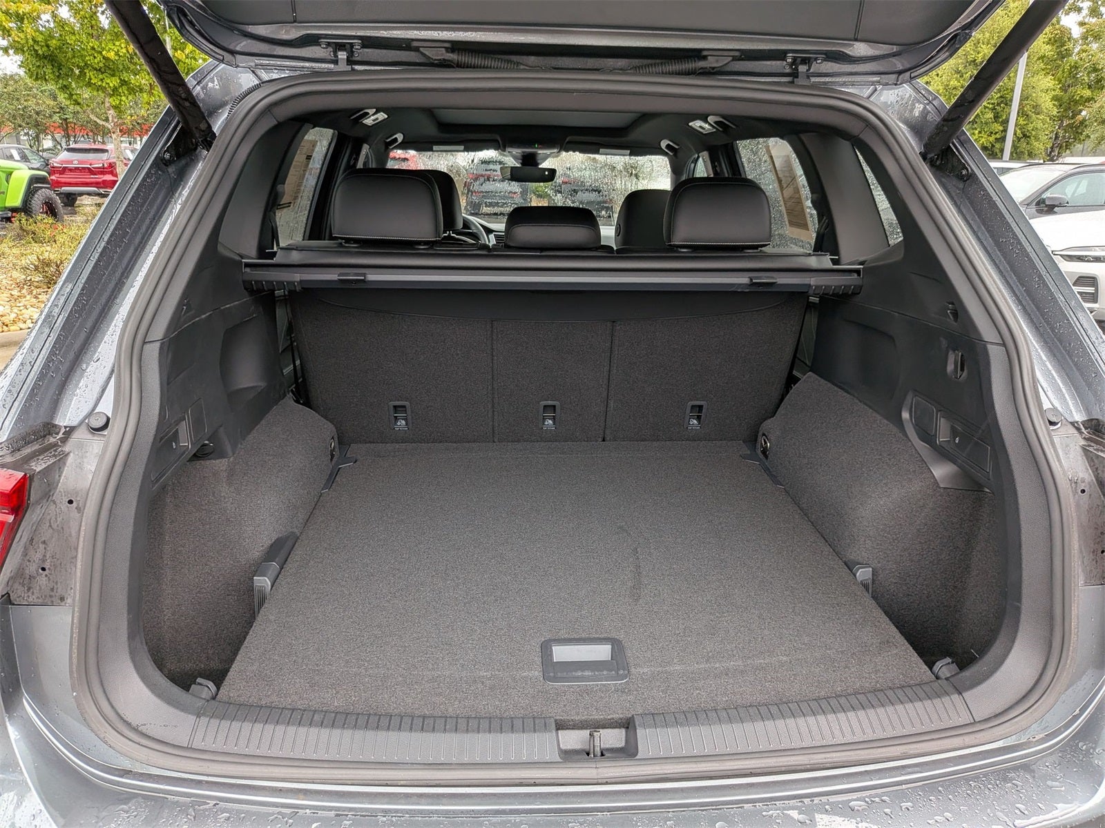 2022 Volkswagen Tiguan 2.0T SEL R-Line