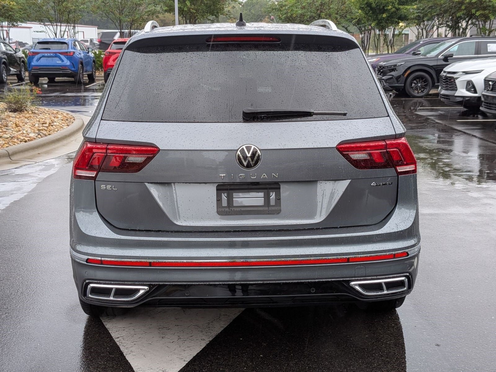 2022 Volkswagen Tiguan 2.0T SEL R-Line