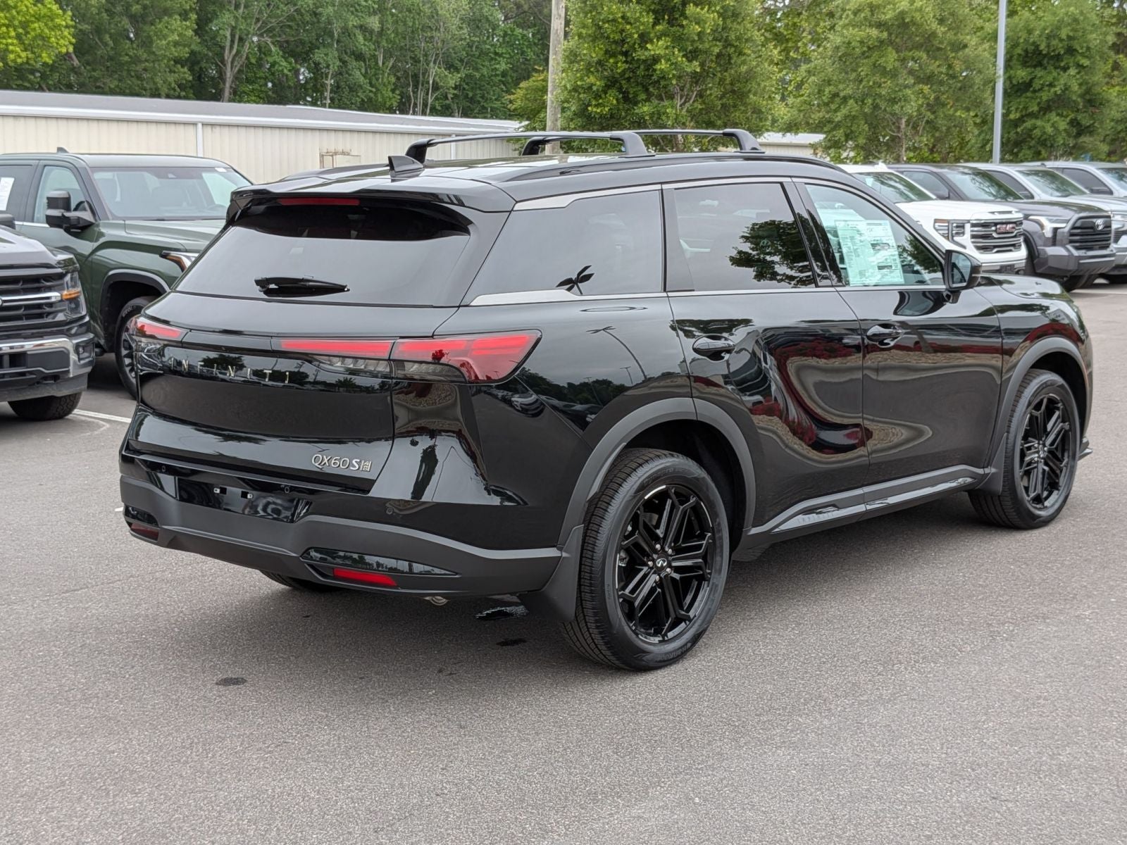 2027 INFINITI QX60 LUXE