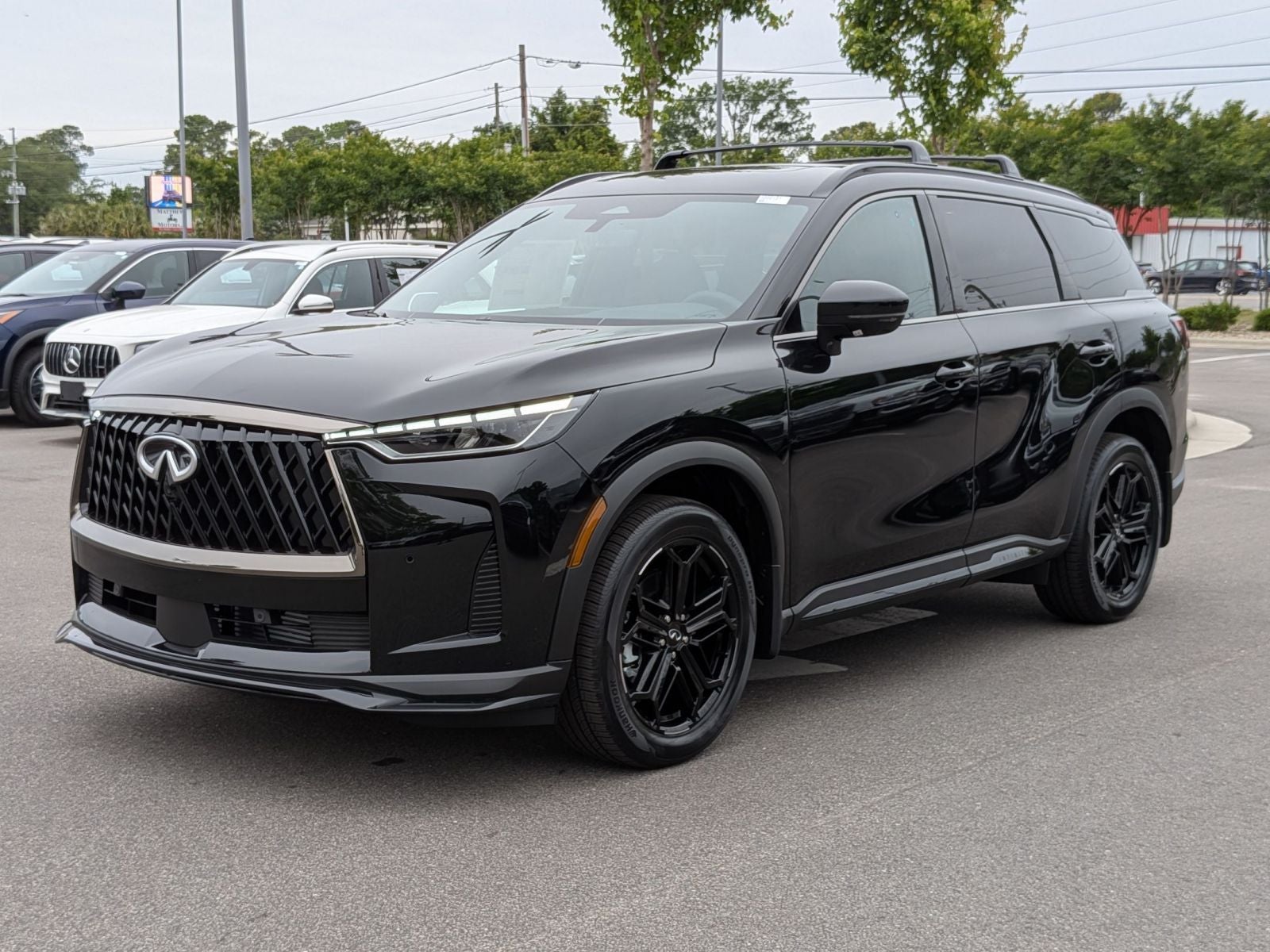 2027 INFINITI QX60 LUXE