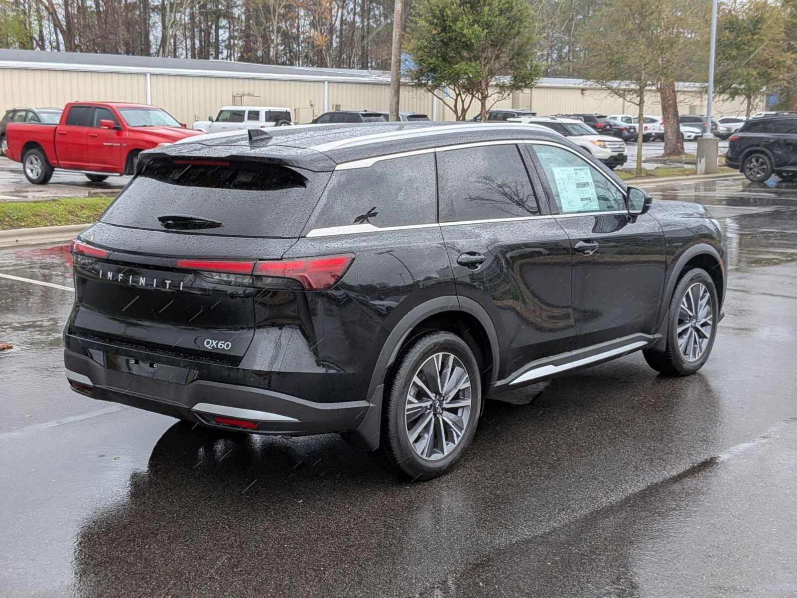 2026 INFINITI QX60 LUXE