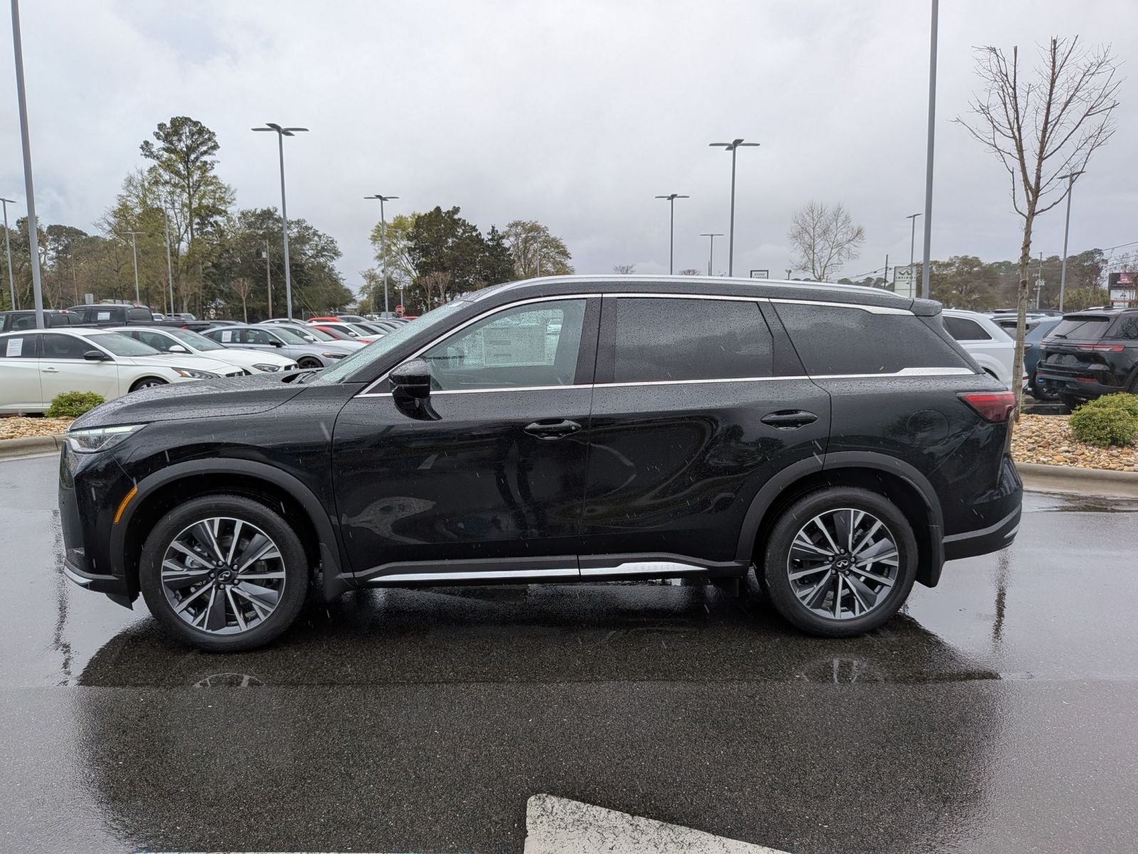 2026 INFINITI QX60 LUXE
