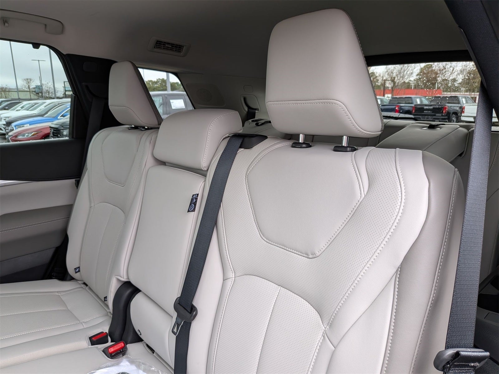 2026 INFINITI QX60 LUXE