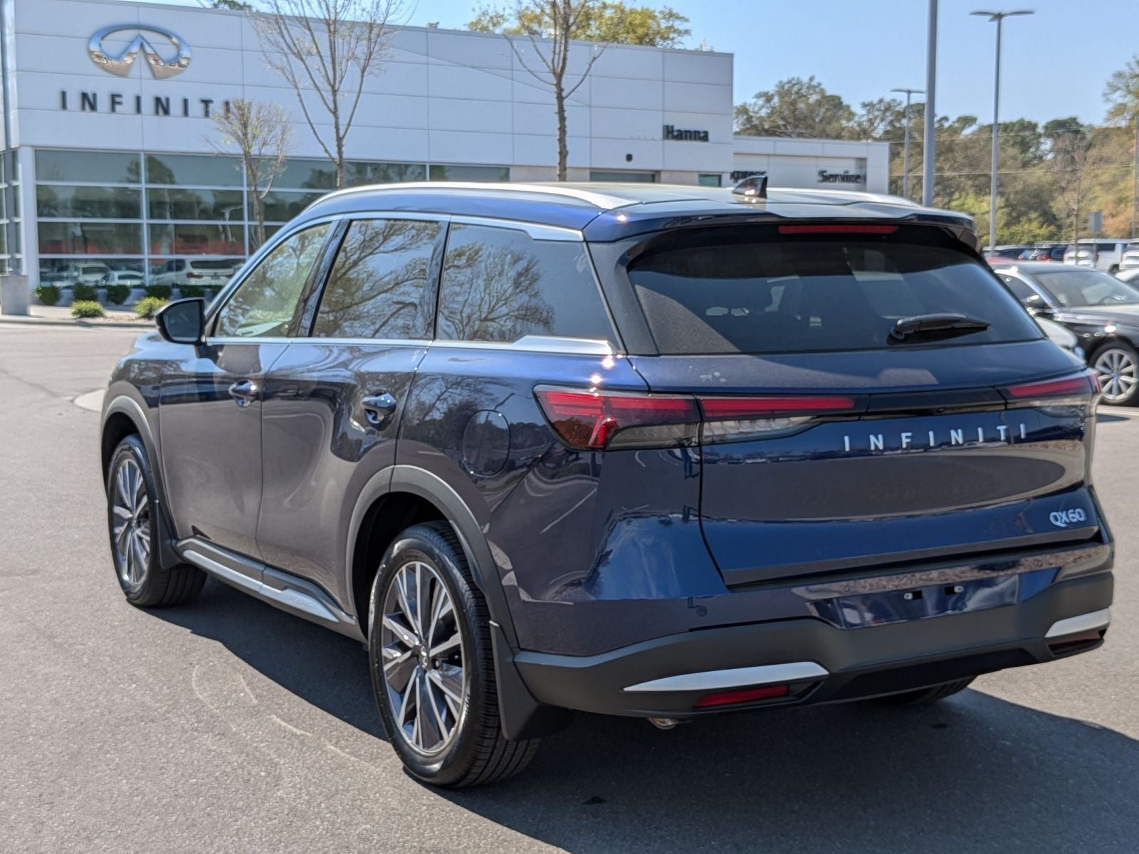2026 INFINITI QX60 LUXE