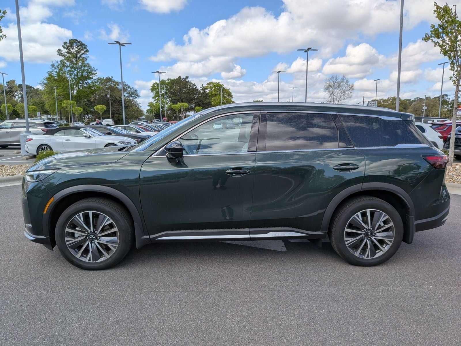 2026 INFINITI QX60 LUXE