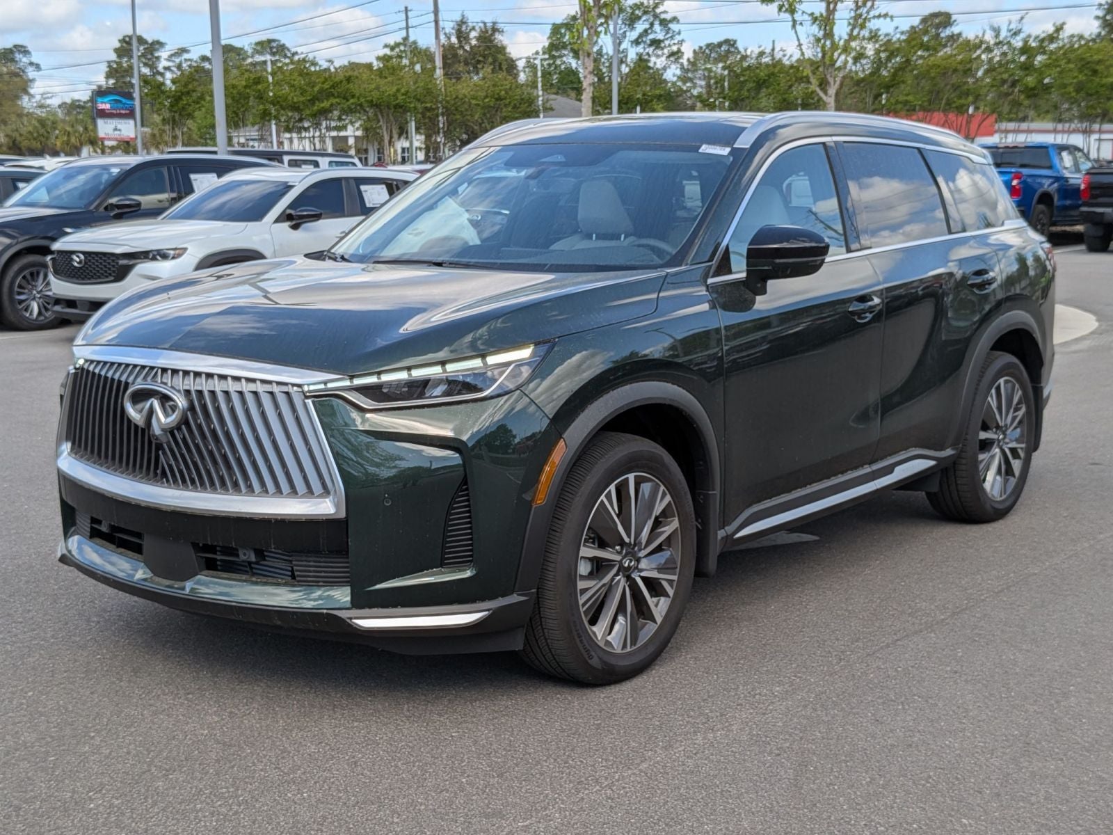 2026 INFINITI QX60 LUXE