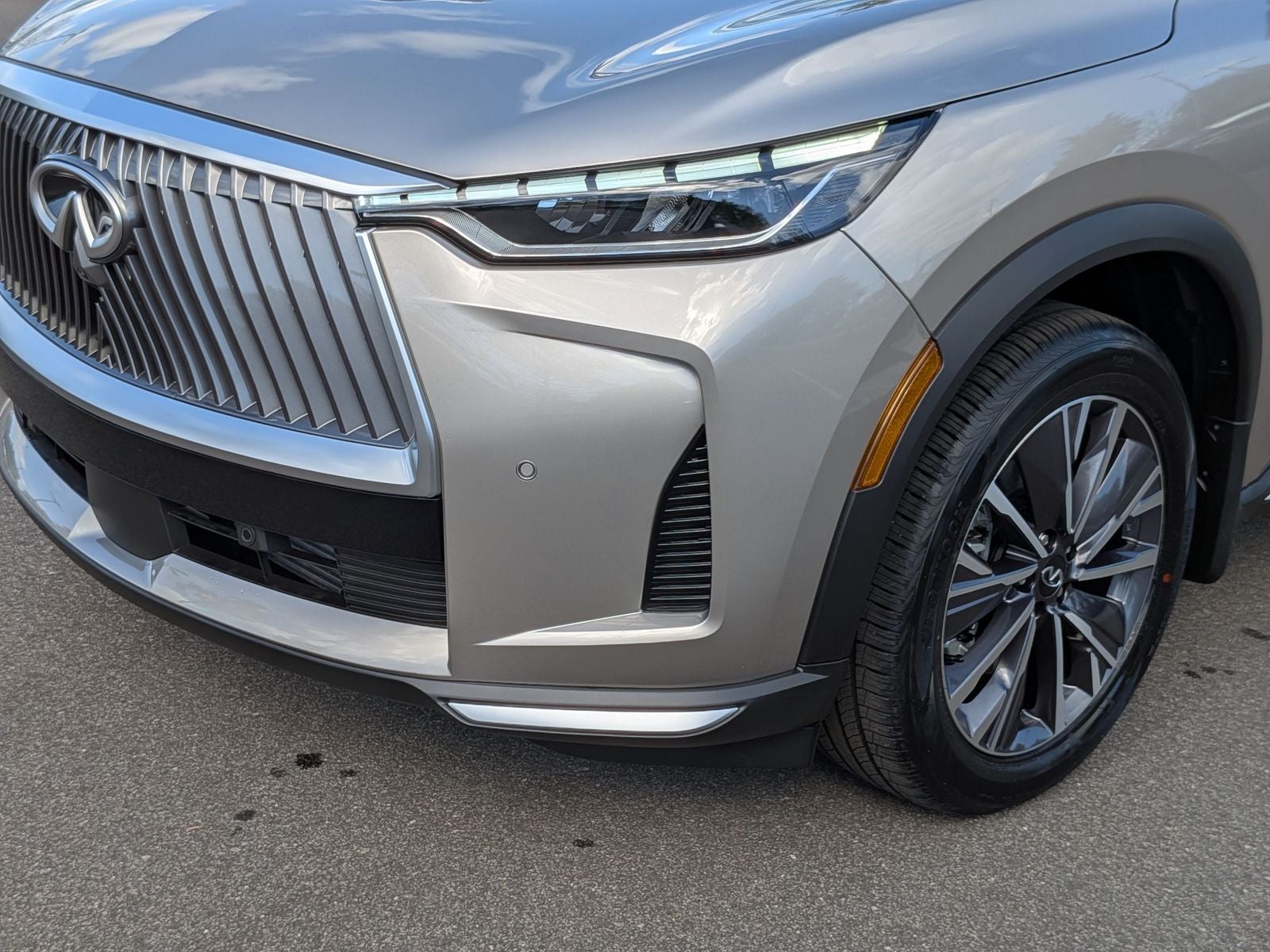 2026 INFINITI QX60 LUXE