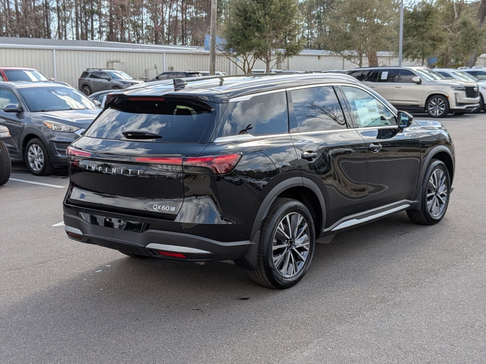 2026 INFINITI QX60 LUXE