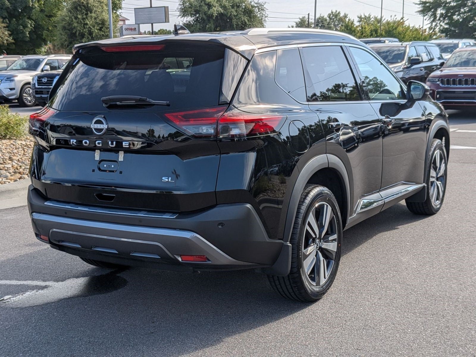 2023 Nissan Rogue SL