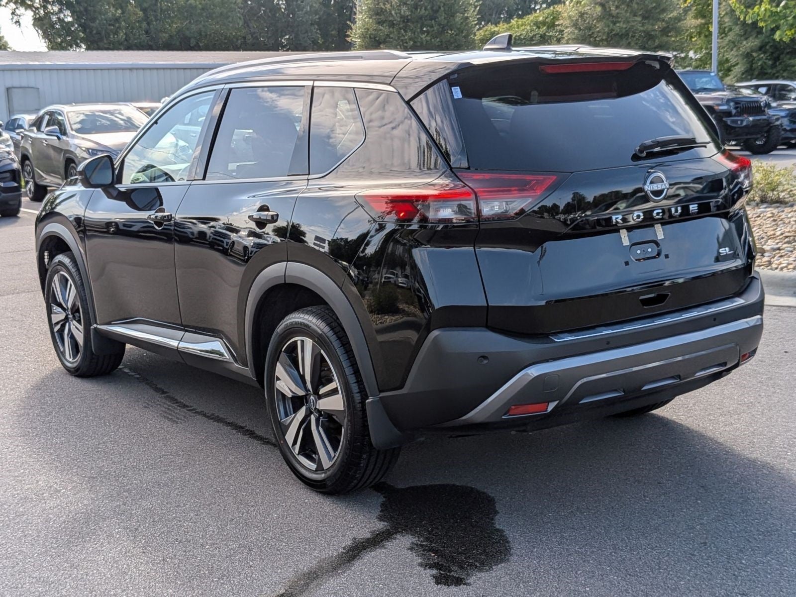 2023 Nissan Rogue SL