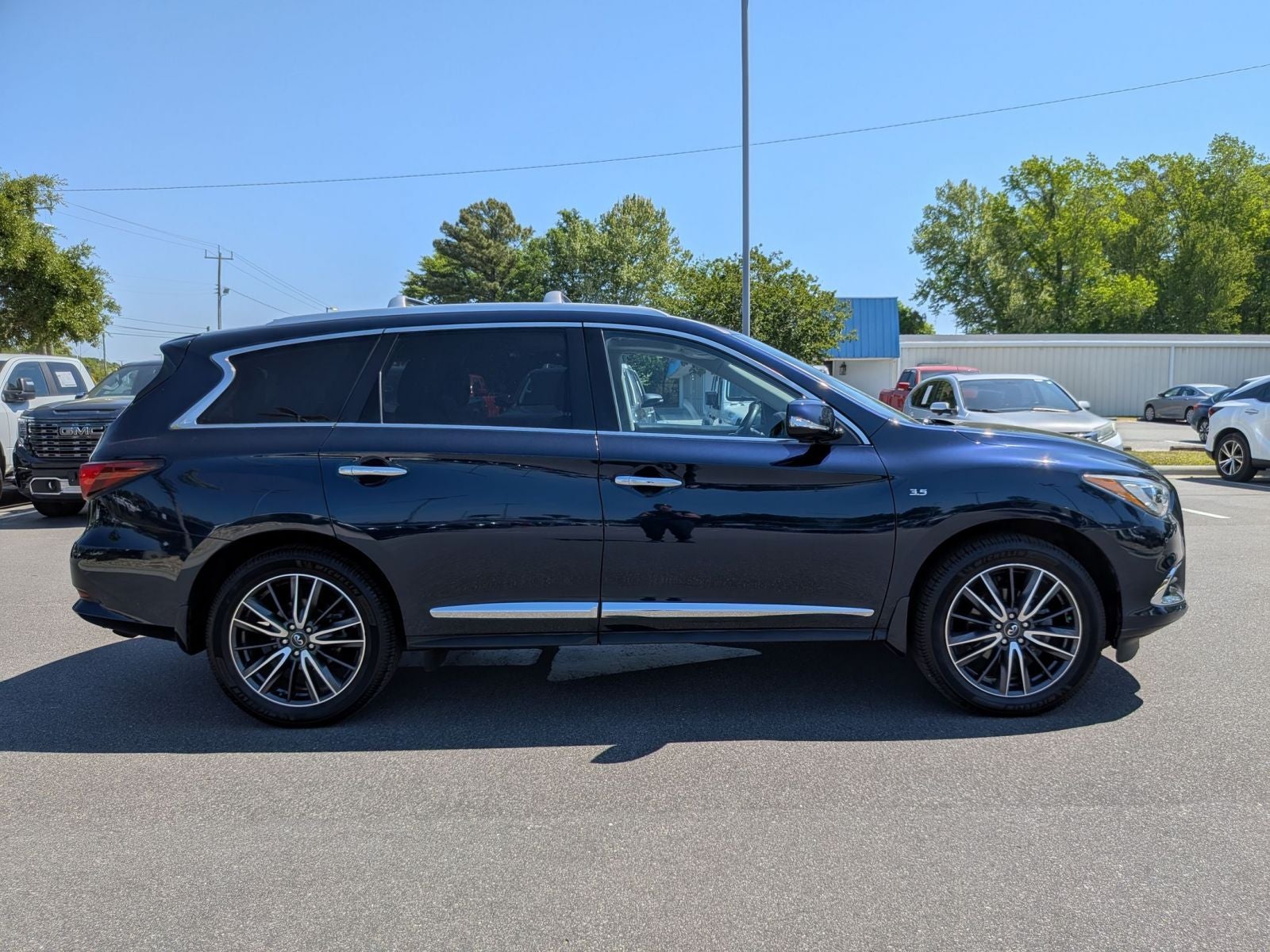 2020 INFINITI QX60 LUXE