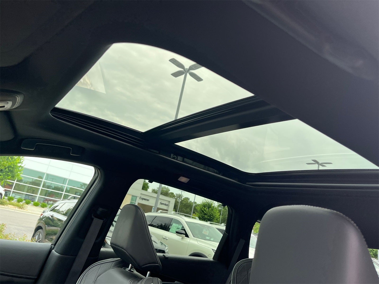 2022 INFINITI QX60 Autograph