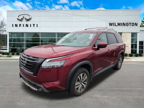 2022 Nissan Pathfinder SL