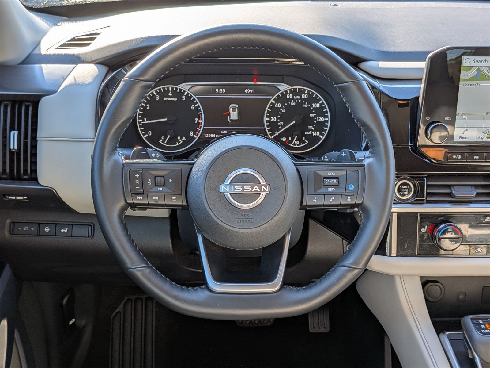 2023 Nissan Pathfinder SL