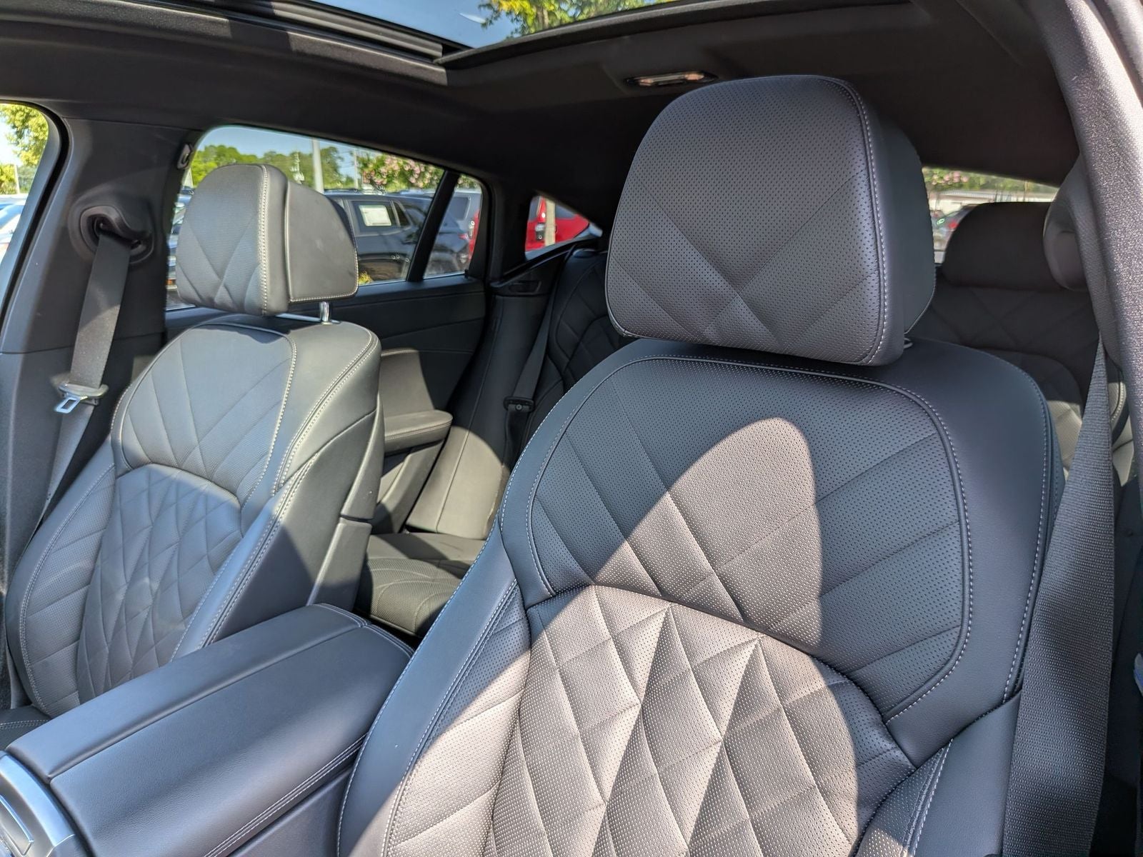 2025 BMW X6 xDrive40i