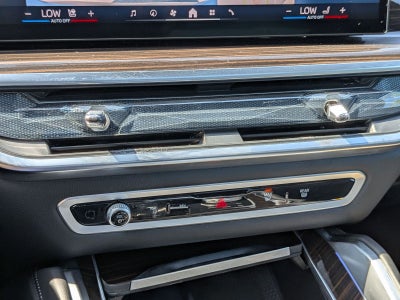 2025 BMW X6 xDrive40i