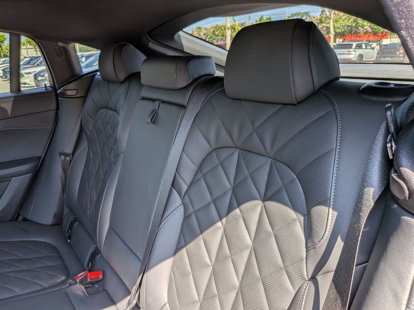 2025 BMW X6 xDrive40i