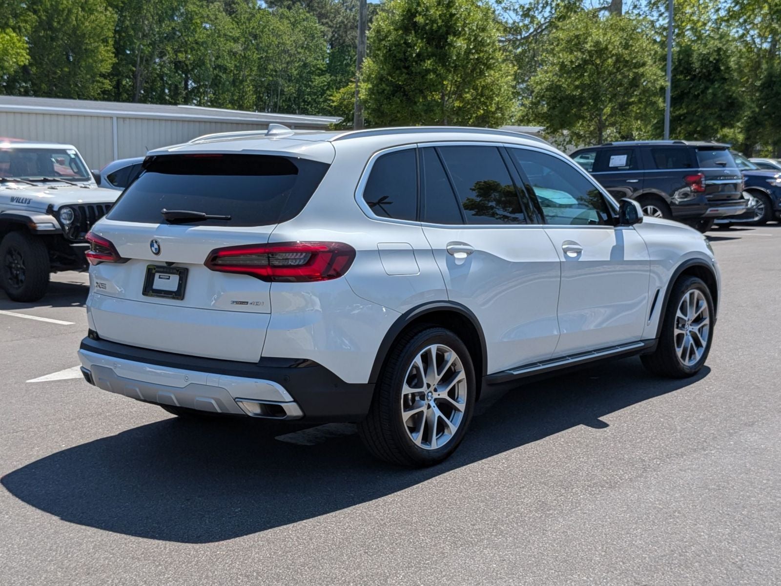 2023 BMW X5 sDrive40i