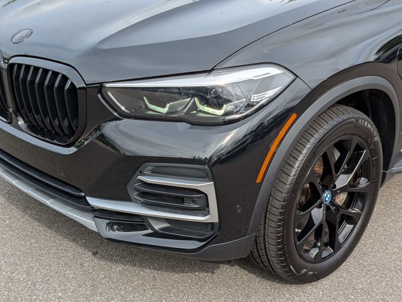 2023 BMW X5 xDrive45e