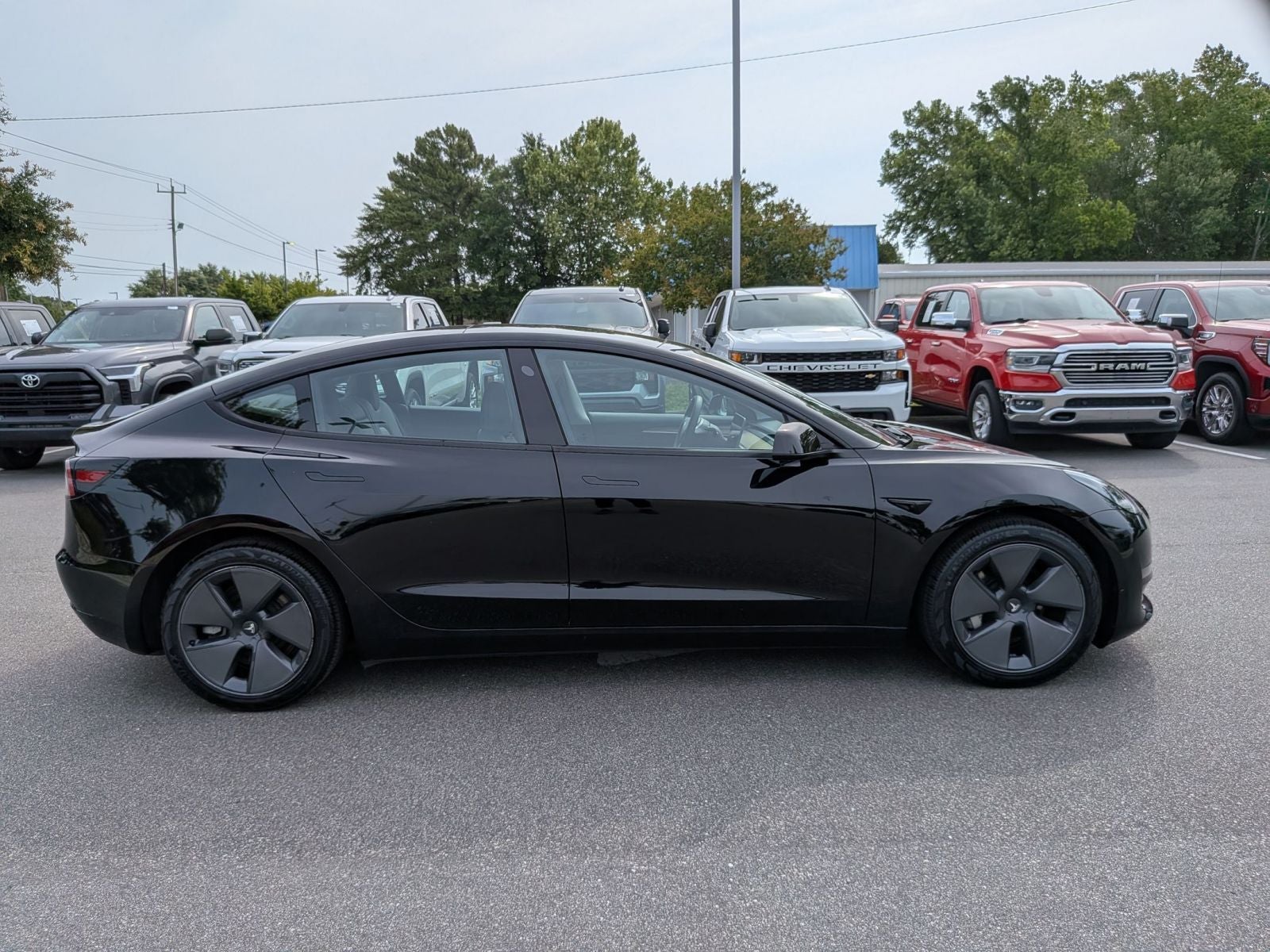 2023 Tesla Model 3 Base