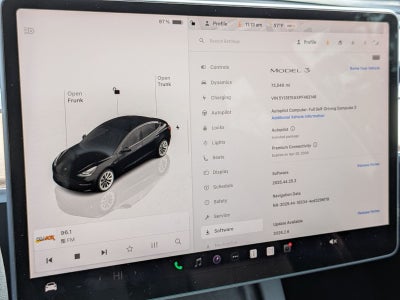 2023 Tesla Model 3 Base